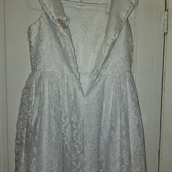 Cinderella Couture Child's 12 Lace Dress white - Picture 3 of 4